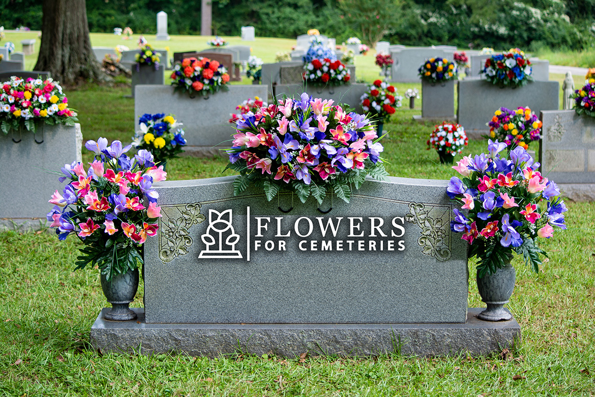 Big Memorial Cemetery Vase Flower Holder Metal Stake,Big Size Flower  Bouquet Holder for Long Stem Roses,Tulips in Garden,Yard,18 Inches